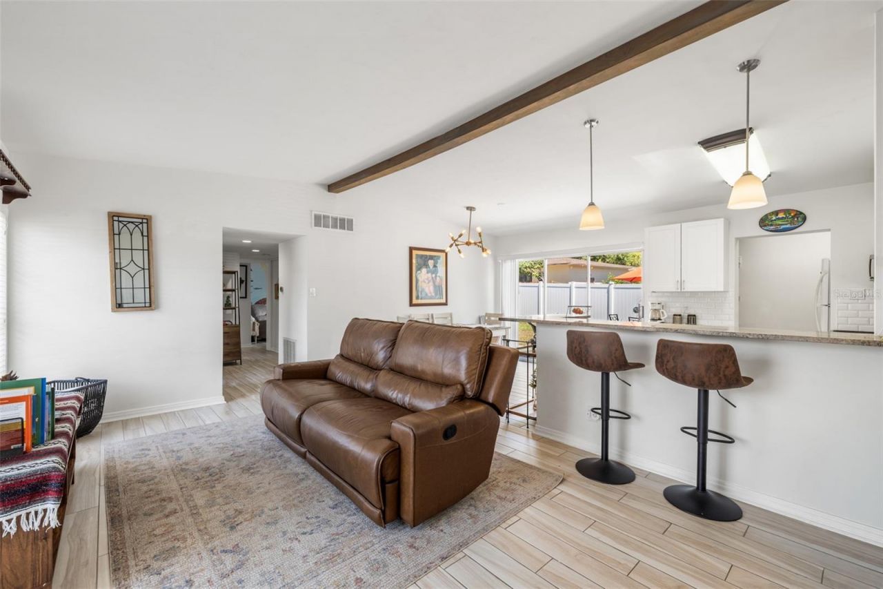 2125 W Hiawatha Street, Tampa, FL 33604 Photo