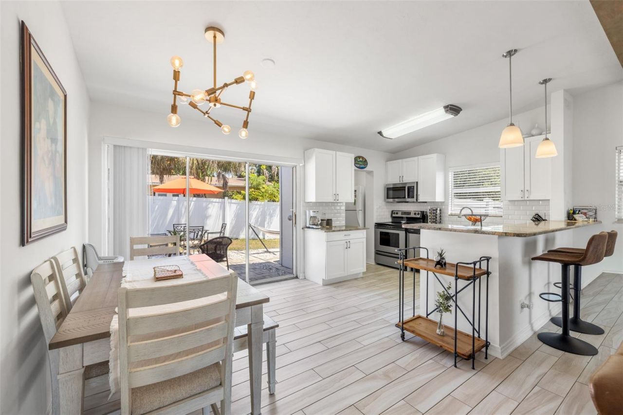 2125 W Hiawatha Street, Tampa, FL 33604 Photo