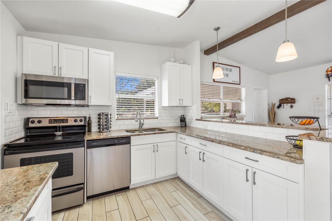 2125 W Hiawatha Street, Tampa, FL 33604 Photo