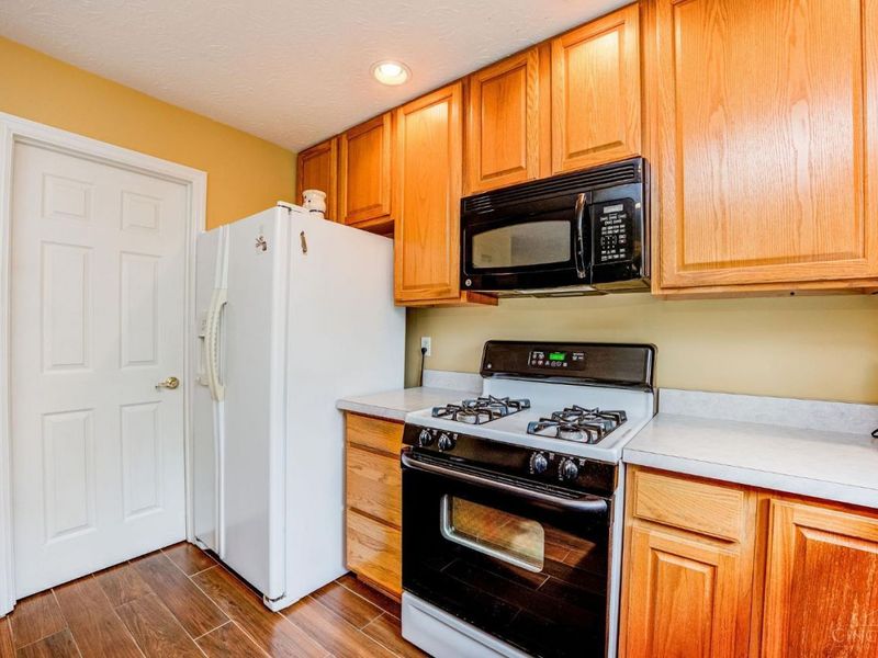 3830 Mack Avenue, Green Township, OH 45248 Photo 18