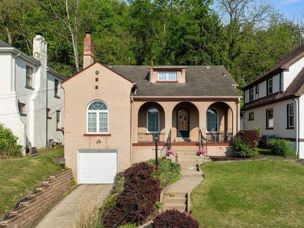 2 CORLISS TERRACE, Wheeling, WV 26003