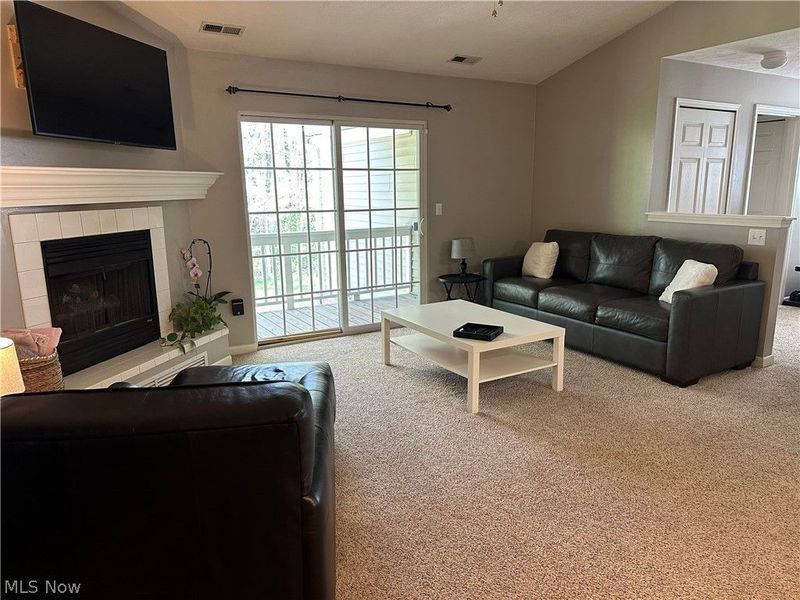 3321 Lenox Village Drive, Unit 226, Fairlawn, OH 44333 Photo 2