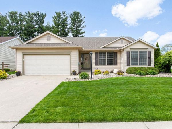 5570 Garden Terrace, South Bend, IN 46614