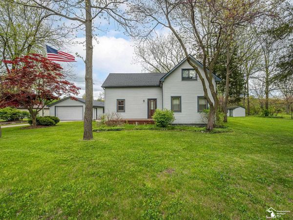 11952 Grafton Road, Carleton, MI 48117