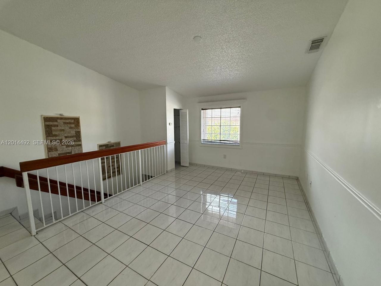 2212 W 74th St , Unit 201-28, Hialeah, FL 33016 Photo