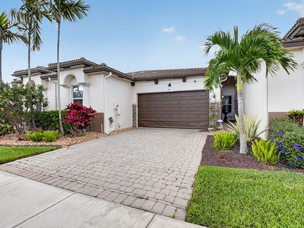 7818 Serra Way, Delray Beach, FL 33446