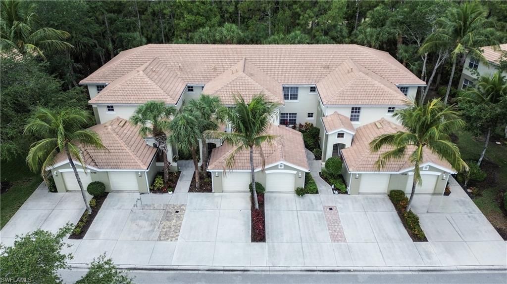 1710 Tarpon Bay Dr S, Unit 4, Naples, FL 34119 Photo
