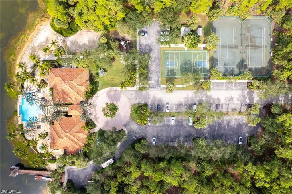 1710 Tarpon Bay Dr S, Unit 4, Naples, FL 34119 Photo