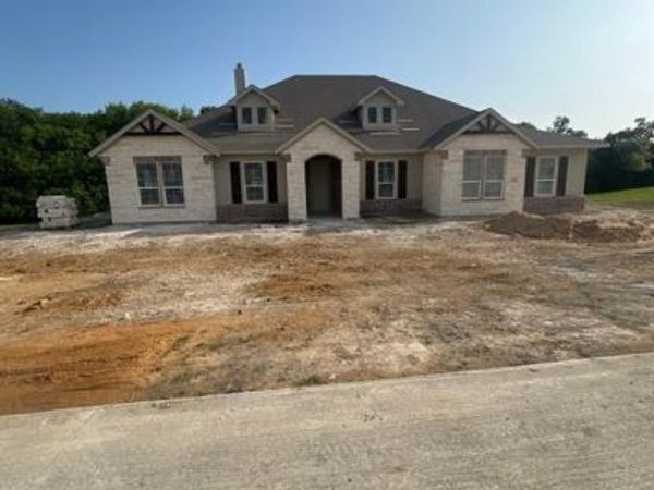 1001 Perrin Lane, Van Alstyne, TX 75495