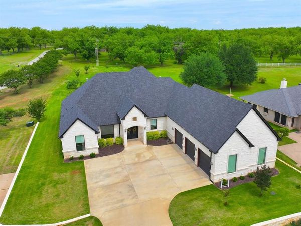 9503 Bellechase Road, Granbury, TX 76049