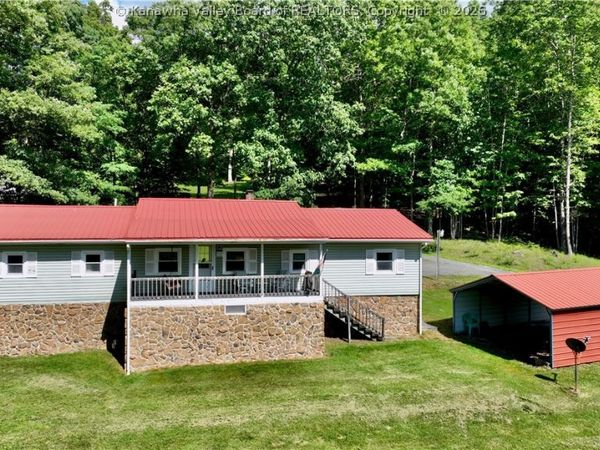 157 Antler Crossing Lane, Crawley, WV 24931