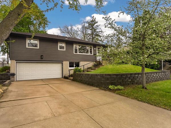 2210 23rd Street NW, Rochester, MN 55901
