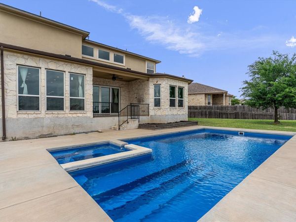 622 Cheyenne LN, Cedar Park, TX 78613