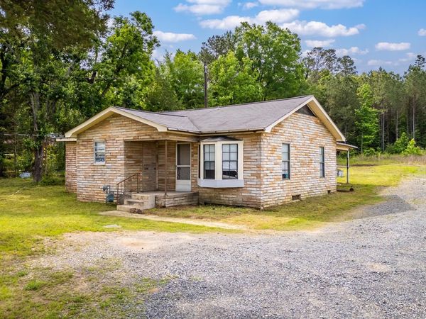 16819 MacArthur, North Little Rock, AR 72118