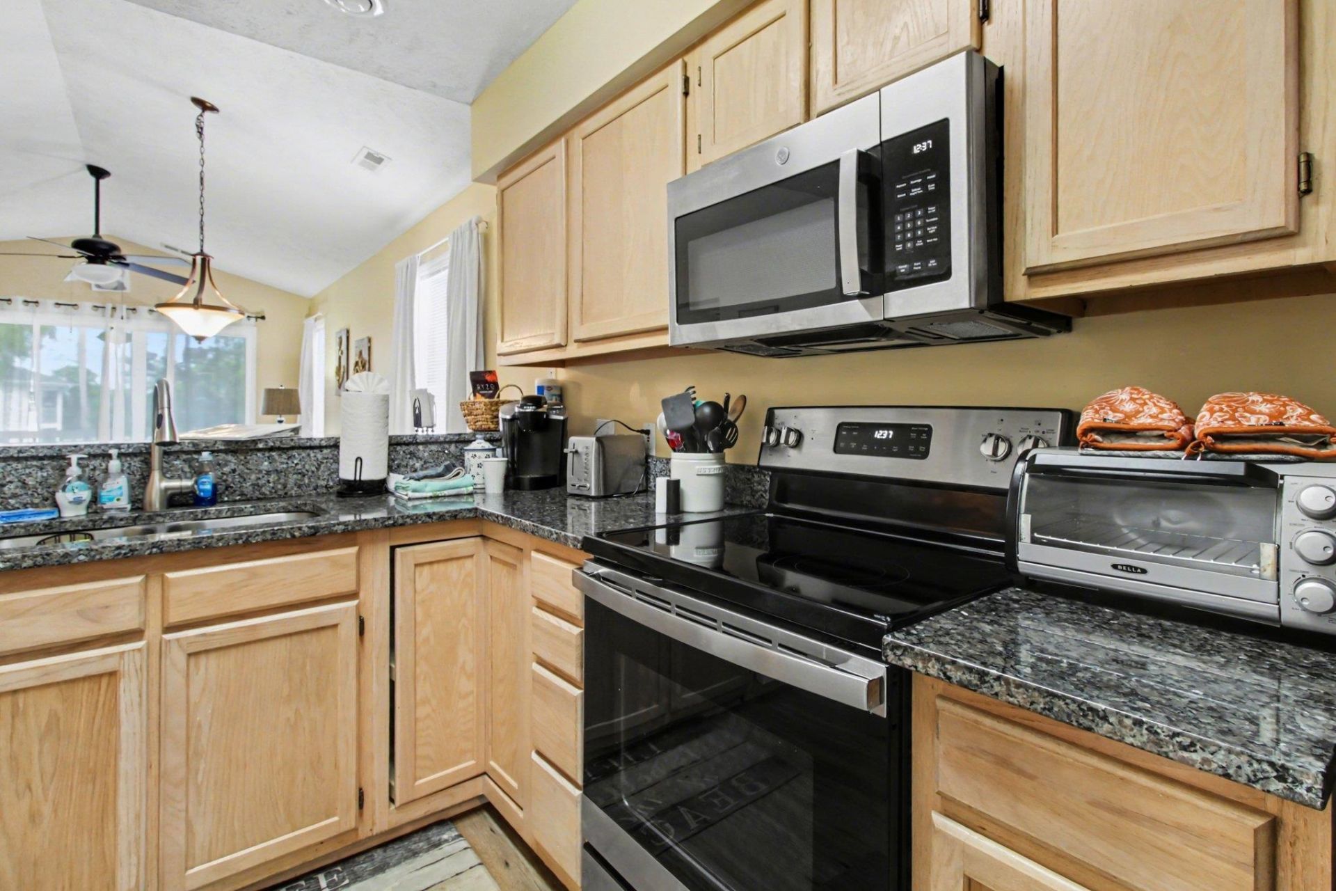 465 White River Dr.  Photo 10