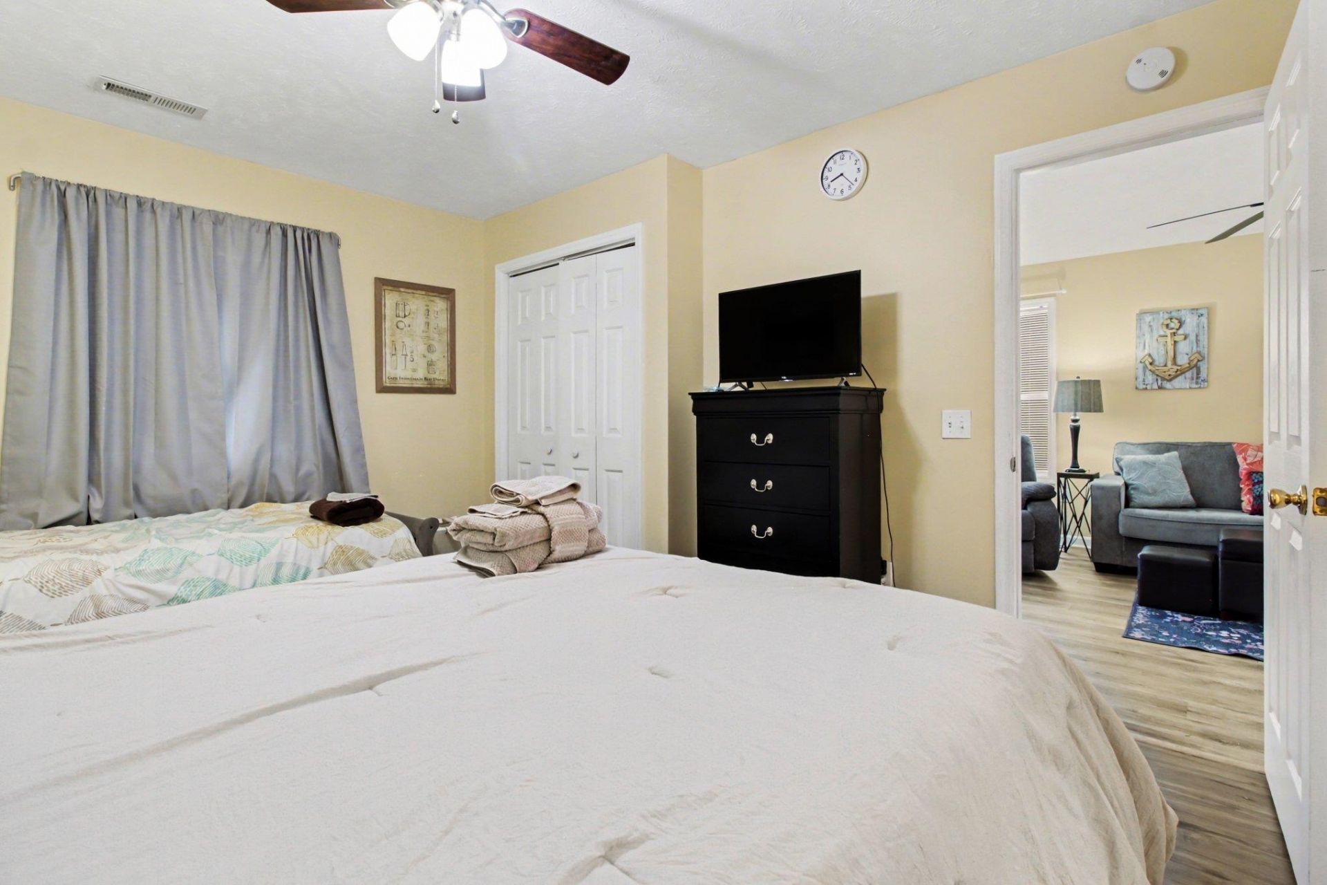 465 White River Dr.  Photo 12