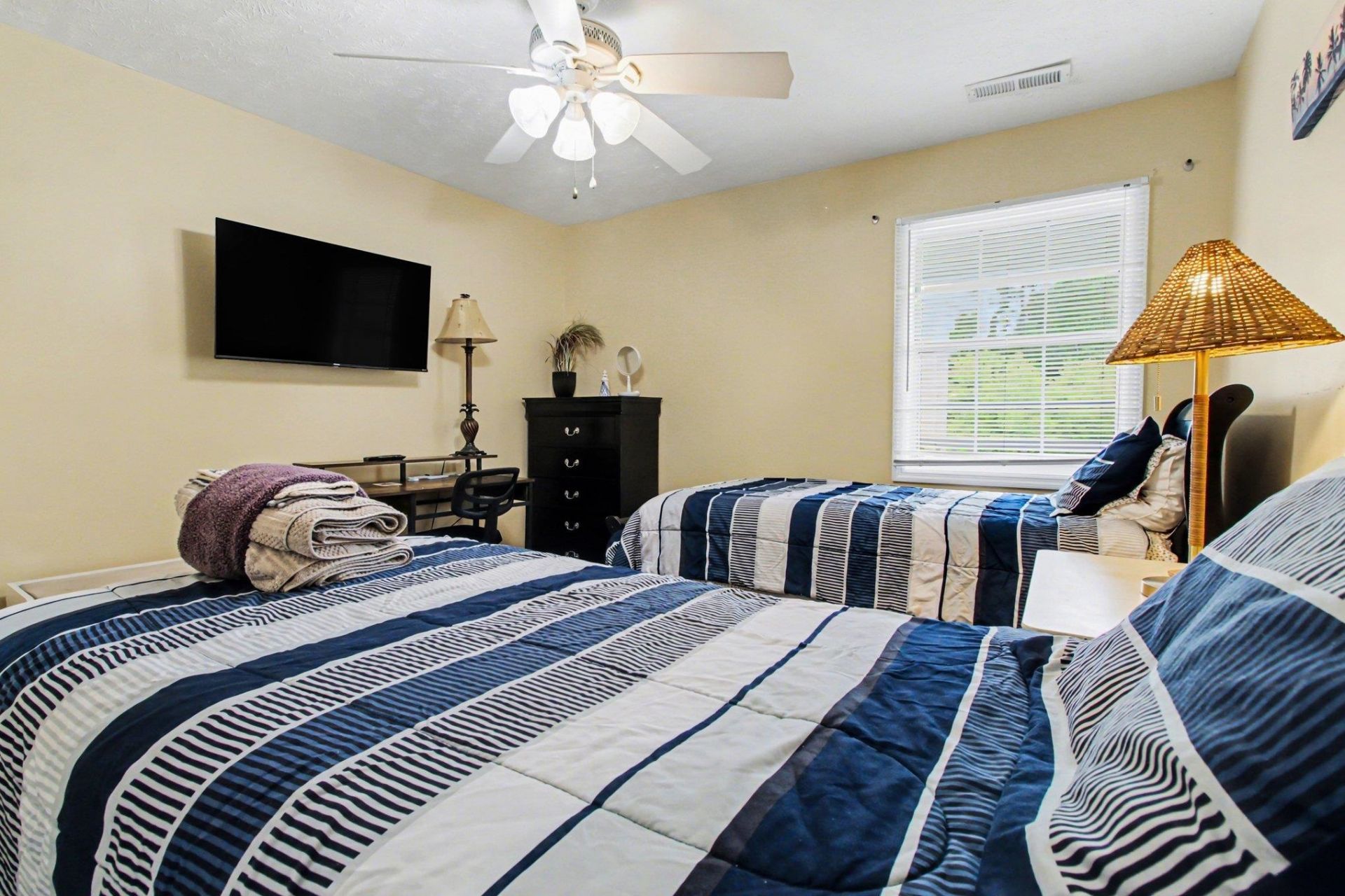 465 White River Dr.  Photo 18