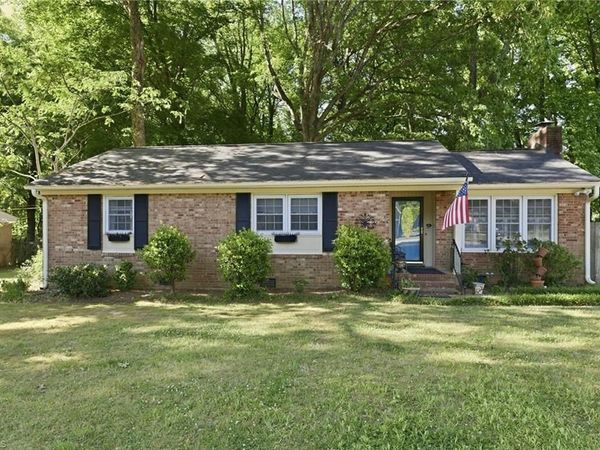 116 Pineburr Road, Greensboro, NC 27455