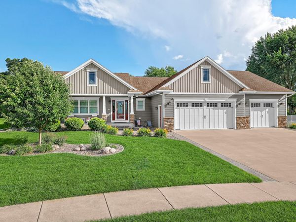 4026 Pineview St, Onalaska, WI 54650