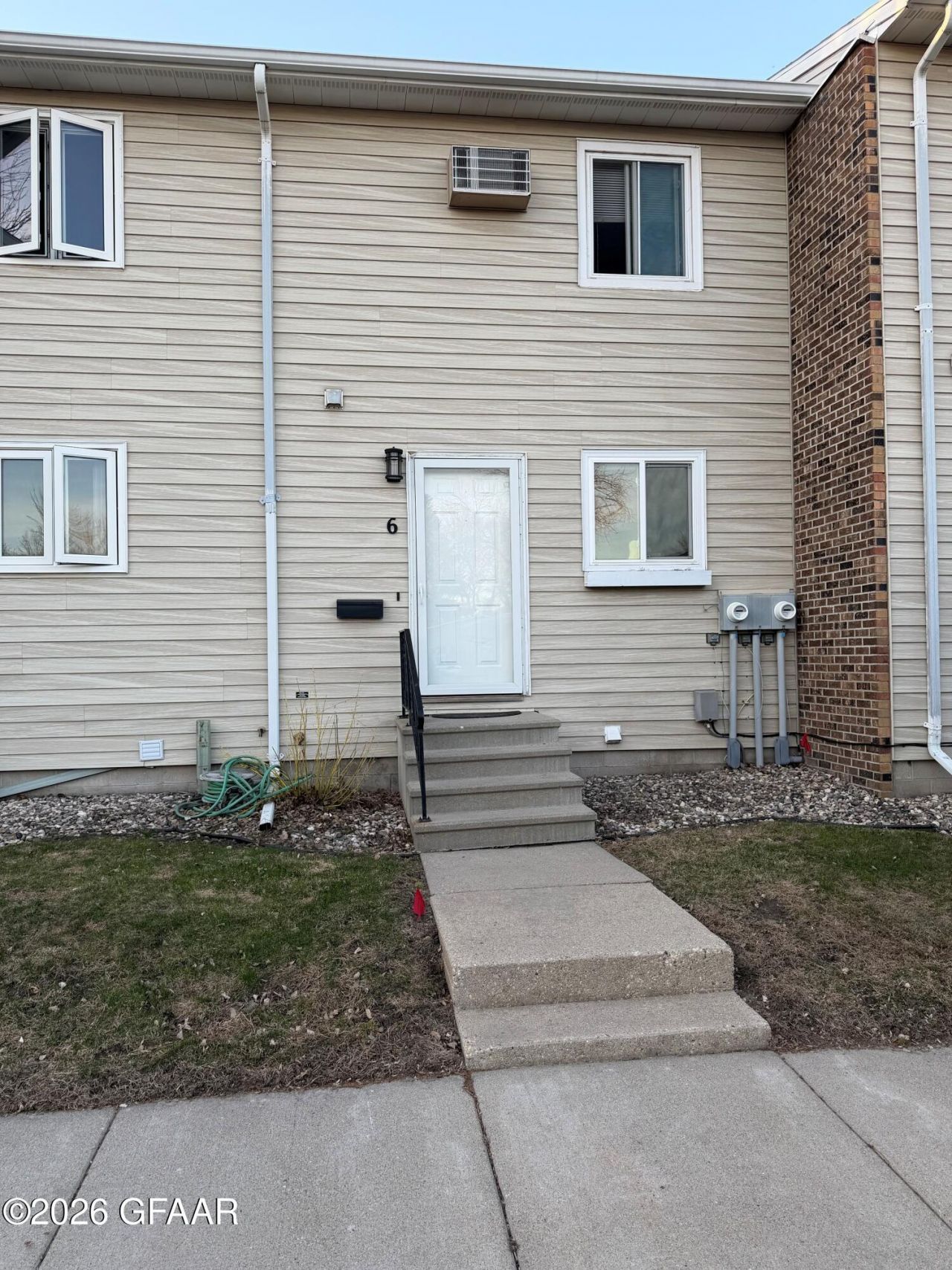 1901 24th Avenue S, Unit 6, Grand Forks, ND 58201 Main Photo