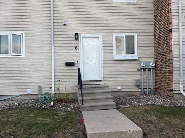 1901 24TH Avenue S, Unit 6, Grand Forks, ND 58201