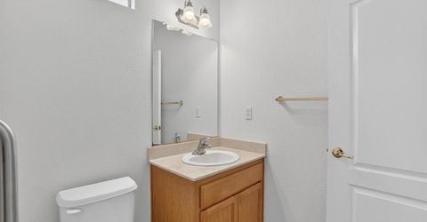 616 Village Drive, Galt, CA 95632 Photo