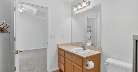 616 Village Drive, Galt, CA 95632 Photo