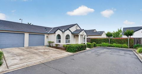 616 Village Drive, Galt, CA 95632 Photo