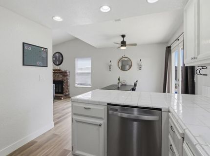 4202 Deaton Dr, Olivehurst, CA 95961 Photo