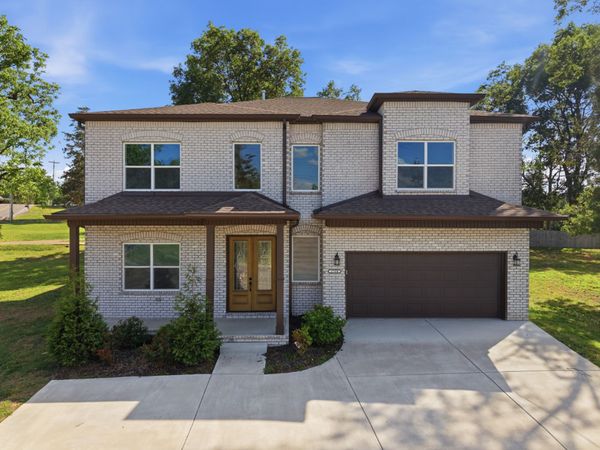 1760 W Main St , Lebanon, TN 37087