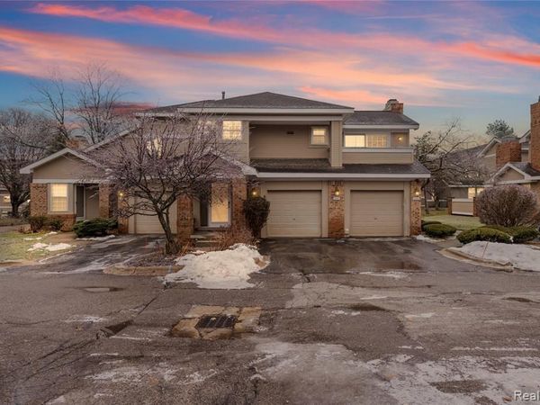 6610 Fieldstone Court, West Bloomfield Twp, MI 48322