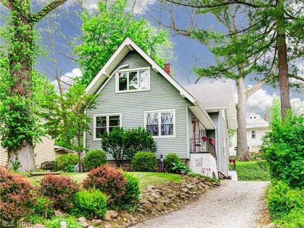 1340 Front Street , Cuyahoga Falls, OH 44221