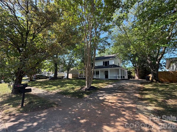 4339 Bathurst Drive , Charlotte, NC 28227