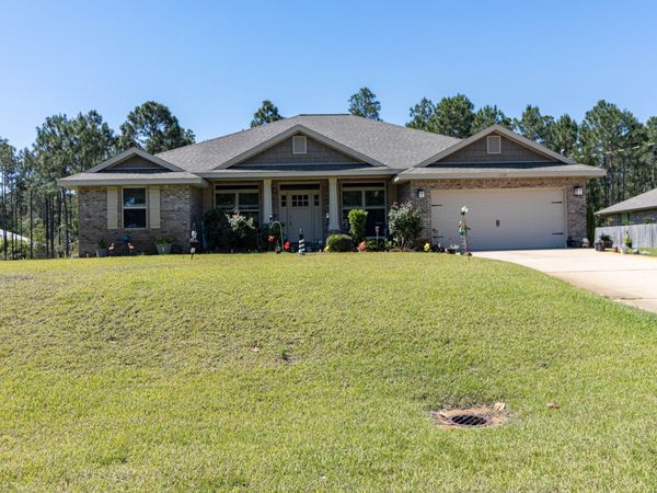 6739 Indian Street, Navarre, FL 32566