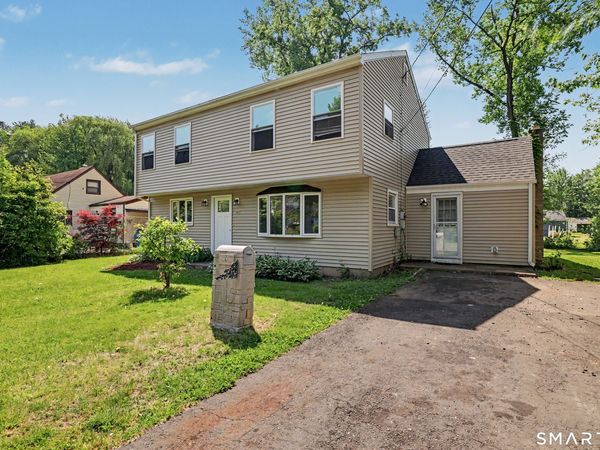 97 Boothbay, Bloomfield, CT 06002