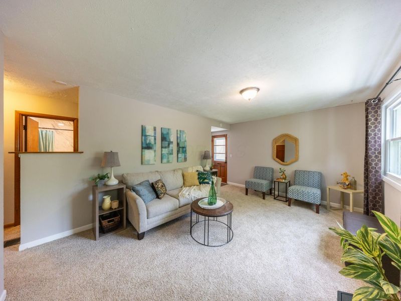 1993 Lehner Road , Columbus, OH 43224 Photo 2