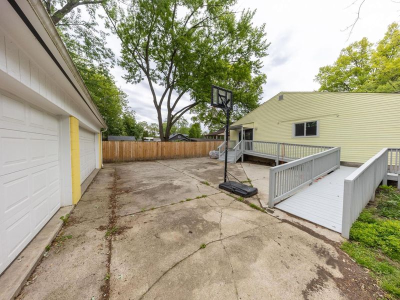 1993 Lehner Road , Columbus, OH 43224 Photo 23