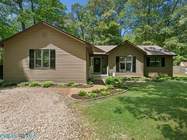 5290 Beechwood Knoll Trail, Gloucester, VA 23061