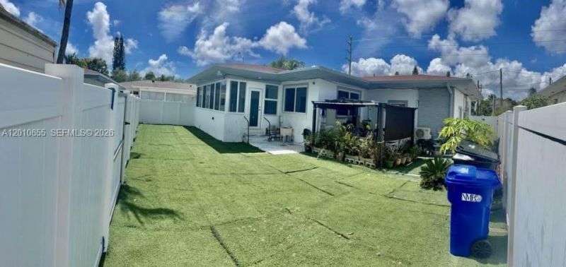 15925 NE 18th Ave , North Miami Beach, FL 33162 Photo