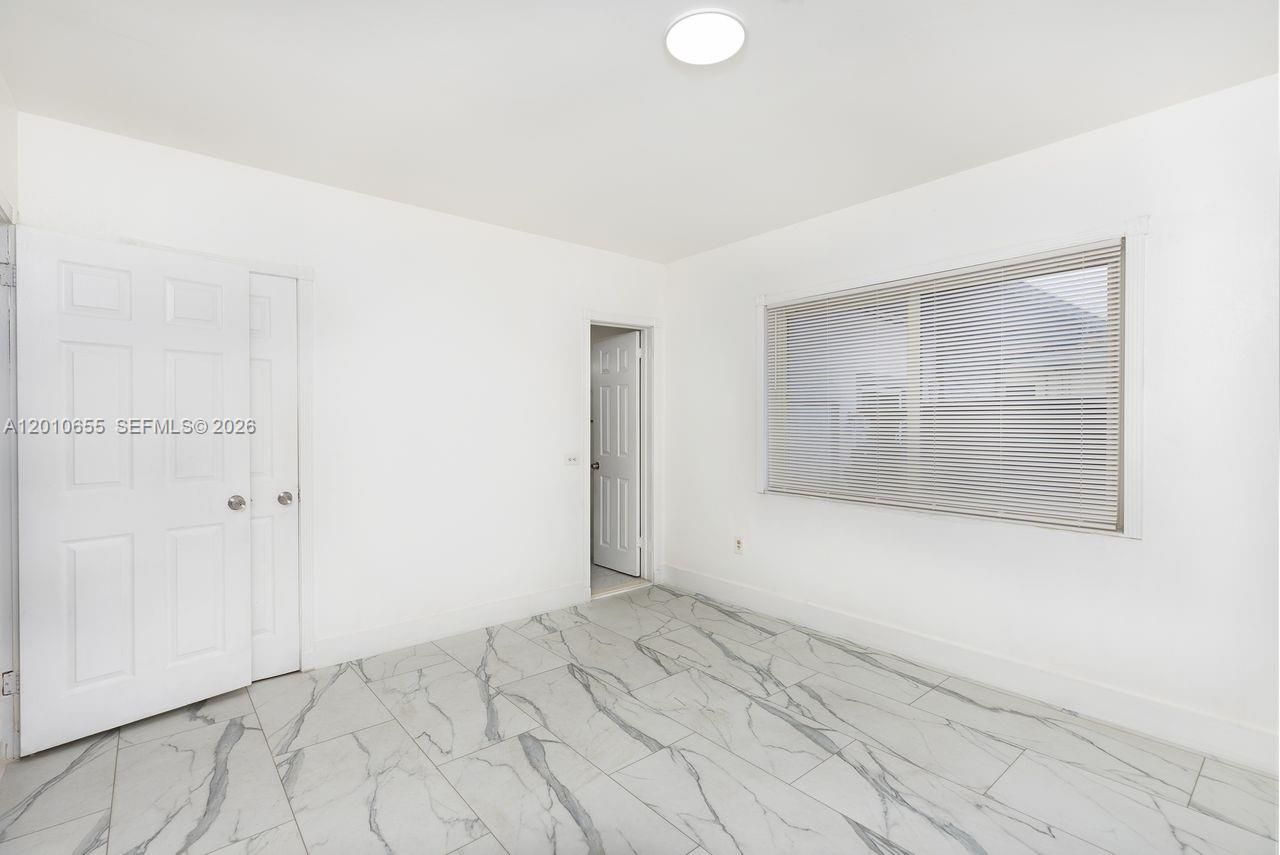 15925 NE 18th Ave, North Miami Beach, FL 33162 Photo