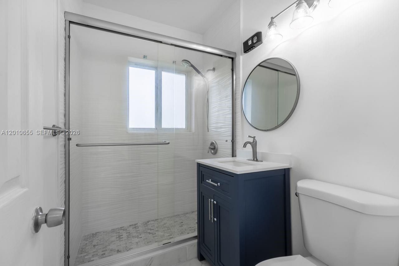 15925 NE 18th Ave, North Miami Beach, FL 33162 Photo