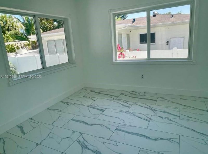 15925 NE 18th Ave , North Miami Beach, FL 33162 Photo