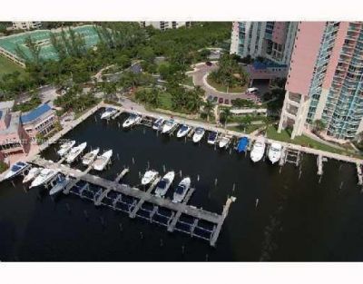 3330 NE 190th St, Unit 1816, Aventura, FL 33180 Photo