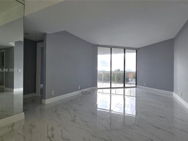 3610 Yacht Club Dr , Unit 615, Aventura, FL 33180
