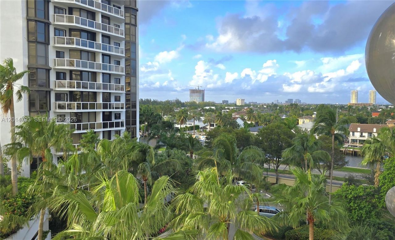 3610 Yacht Club Dr, Unit 615, Aventura, FL 33180 Photo