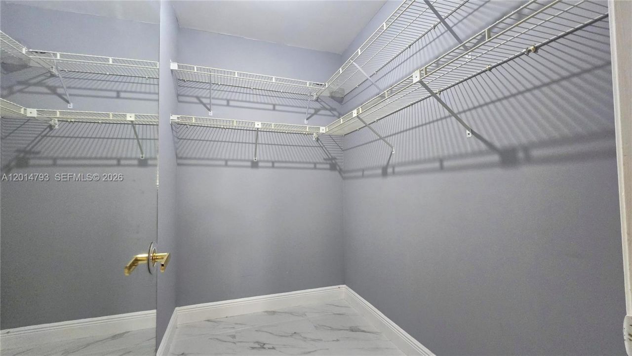 3610 Yacht Club Dr , Unit 615, Aventura, FL 33180 Photo