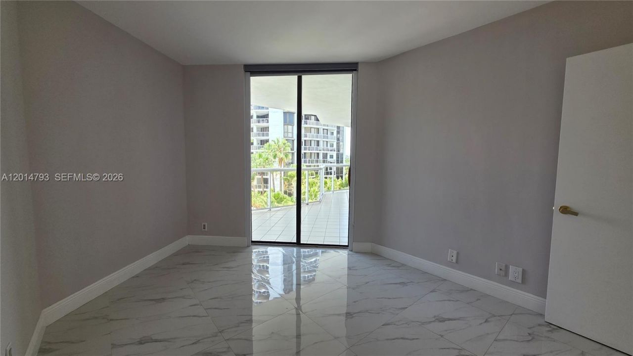 3610 Yacht Club Dr, Unit 615, Aventura, FL 33180 Photo