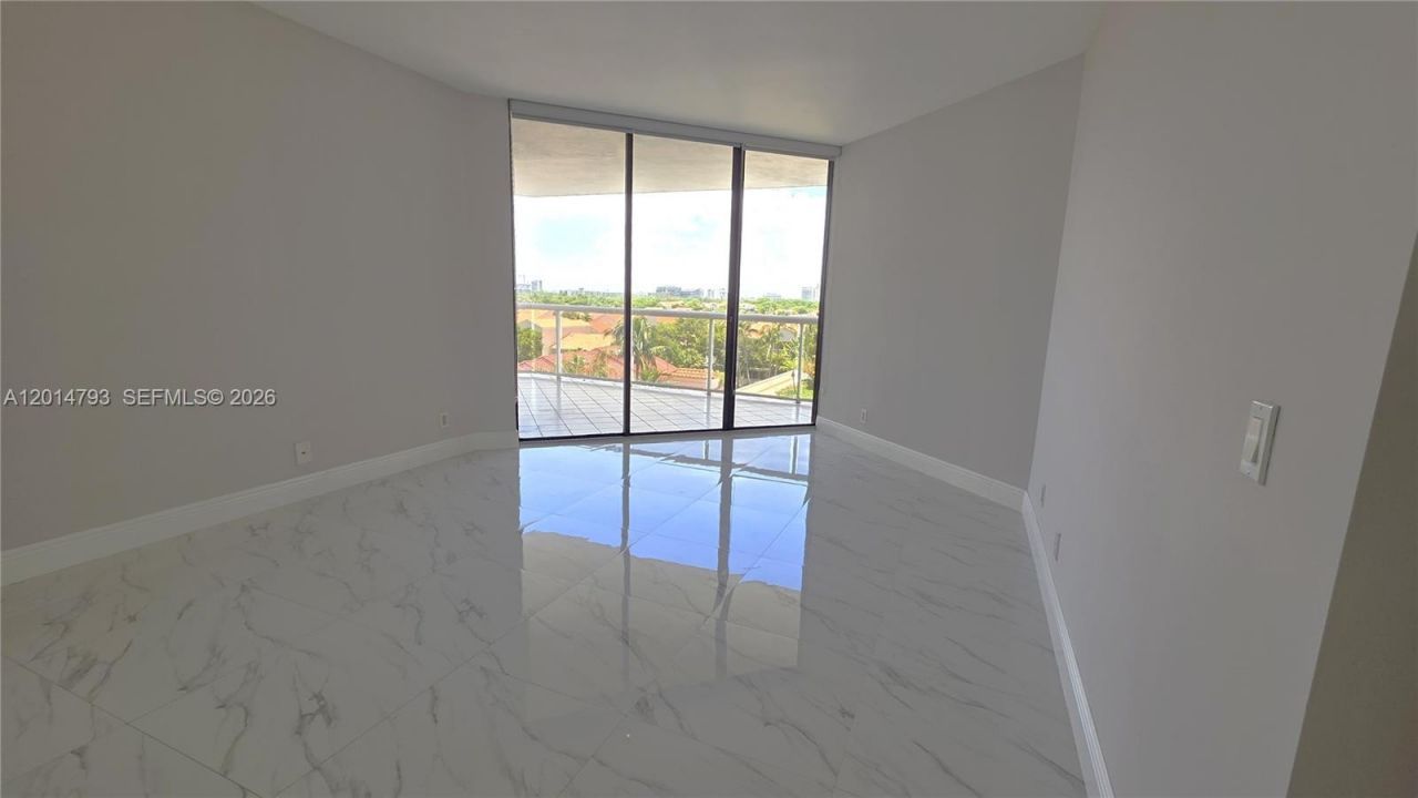 3610 Yacht Club Dr, Unit 615, Aventura, FL 33180 Photo
