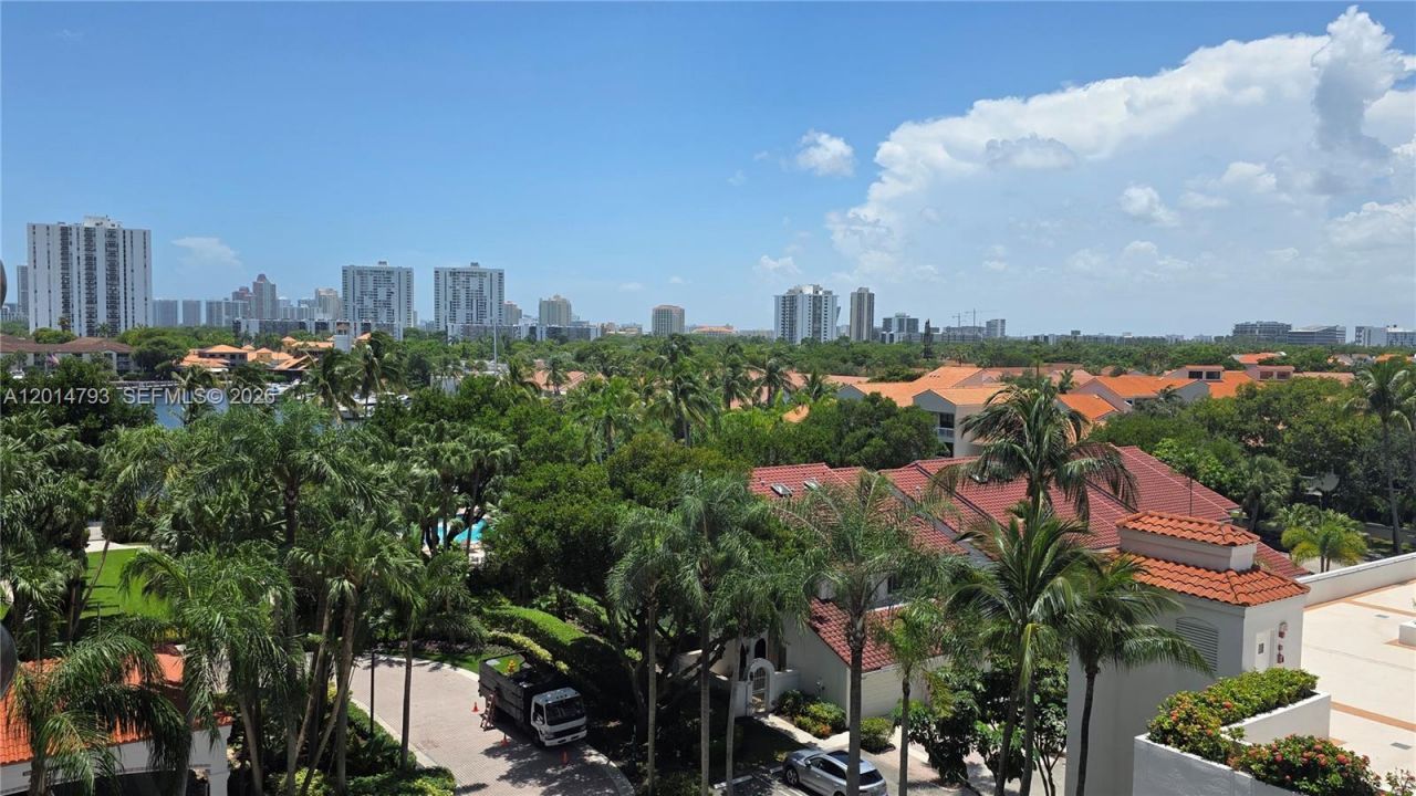3610 Yacht Club Dr, Unit 615, Aventura, FL 33180 Photo