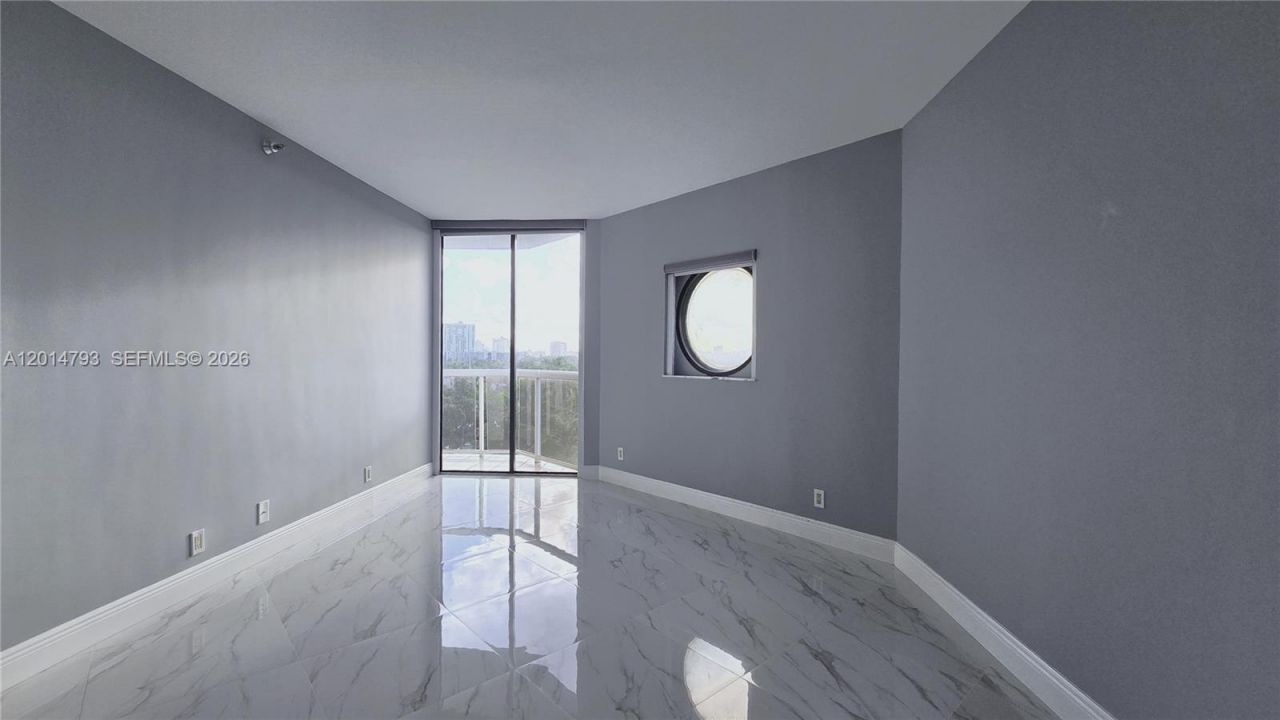 3610 Yacht Club Dr , Unit 615, Aventura, FL 33180 Photo